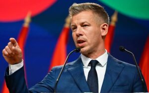 Máris! Magyar Péter bejelentésétől hangos a sajtó