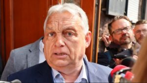 Orbán Viktor kikelt magából és üzent
