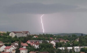Fellélegezhetünk! Már látszik a brutális hőség vége! EKKOR érkezik a felfrissülést hozó hidegfront! – MUTATJUK: